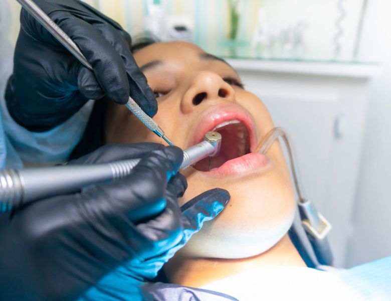 Dental Hygienists Must Be Registered